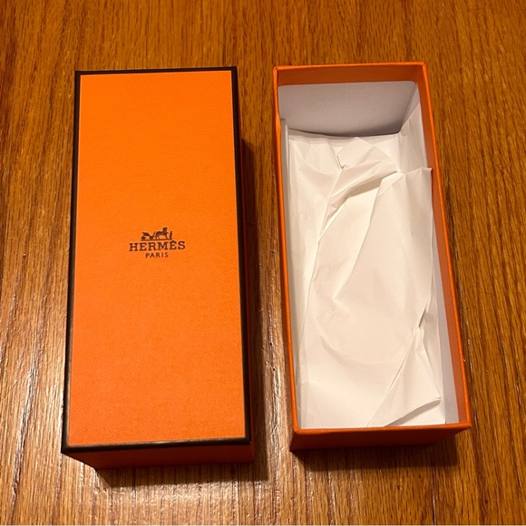 Small Hermes Gift Box - Picture 4 of 9